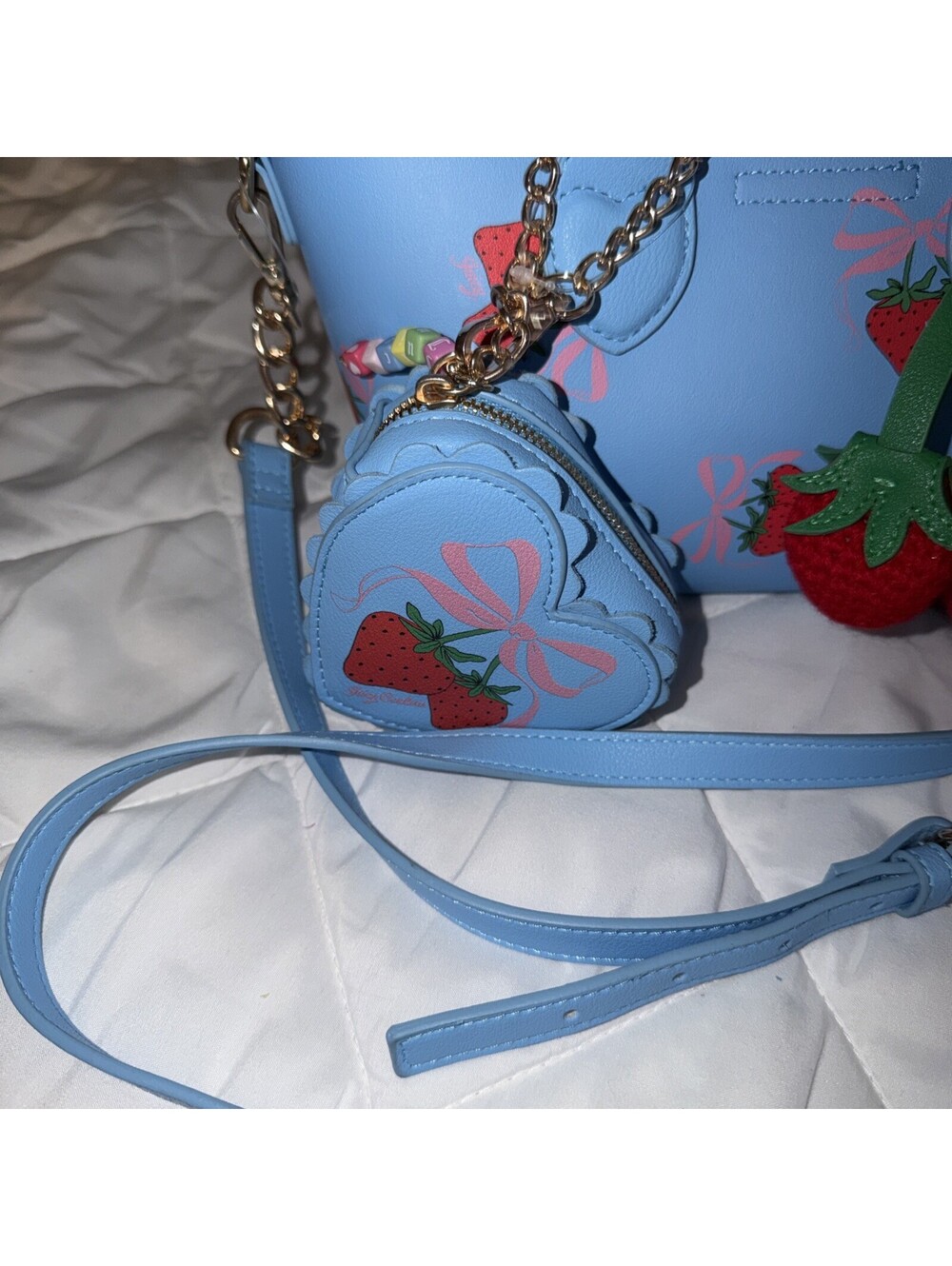 NWT JUICY COUTURE SWEET STRAWBERRY MINI TOTE CROSSBODY BAG W POUCH BLUE - Picture 2 of 7